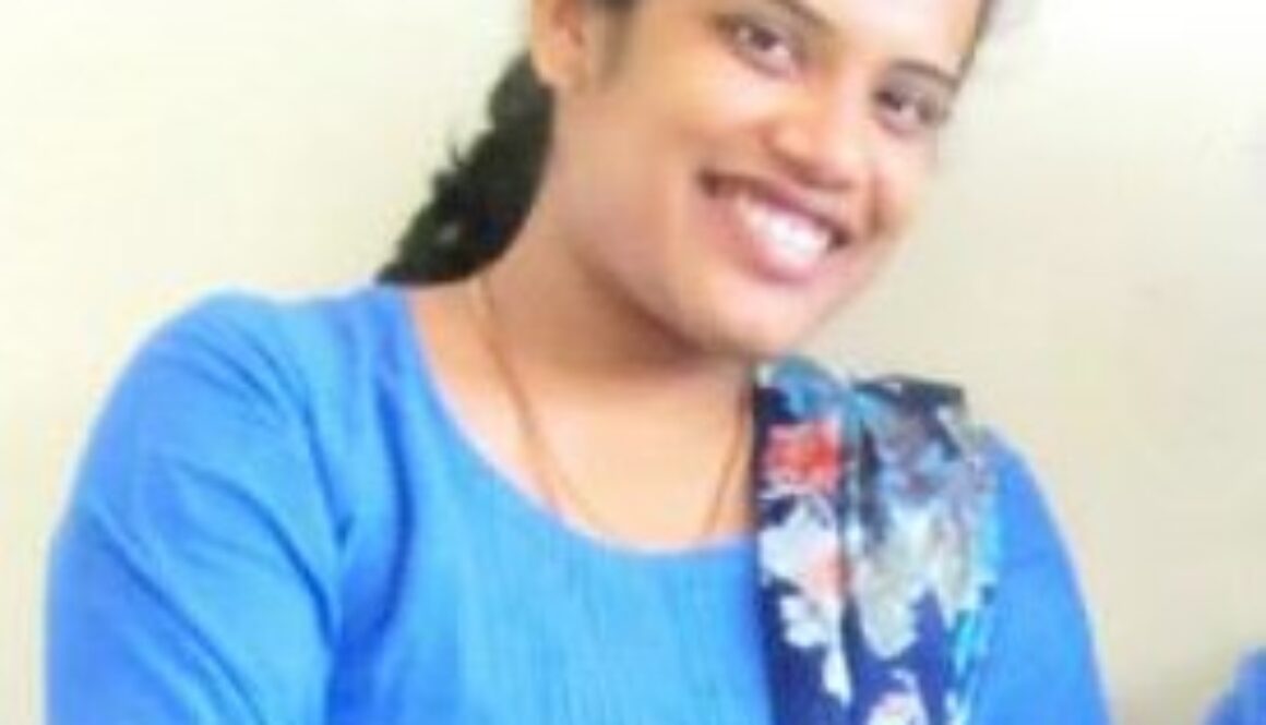 1535060_567753573316595_1073049772_n